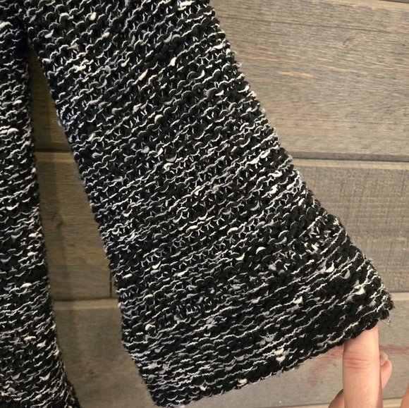 BCBG Maxazria Medium Tweed Knit Sweater Cardigan - Black, One Button - Picture 5 of 9